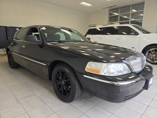 2009 Lincoln Town Car Signature Limited