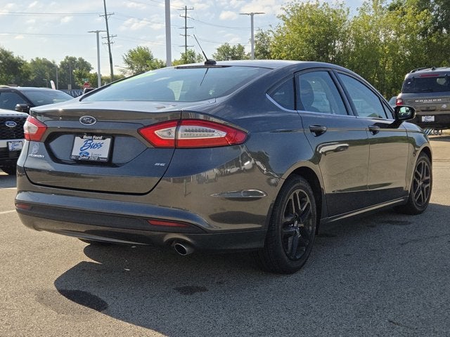 2016 Ford Fusion SE