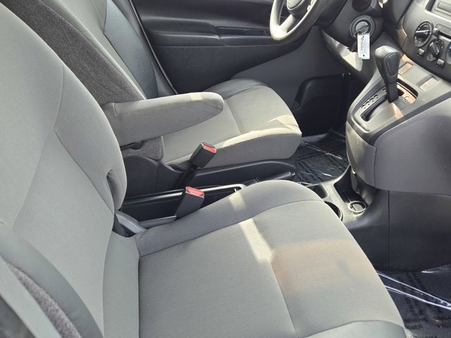 2014 Nissan NV200 S