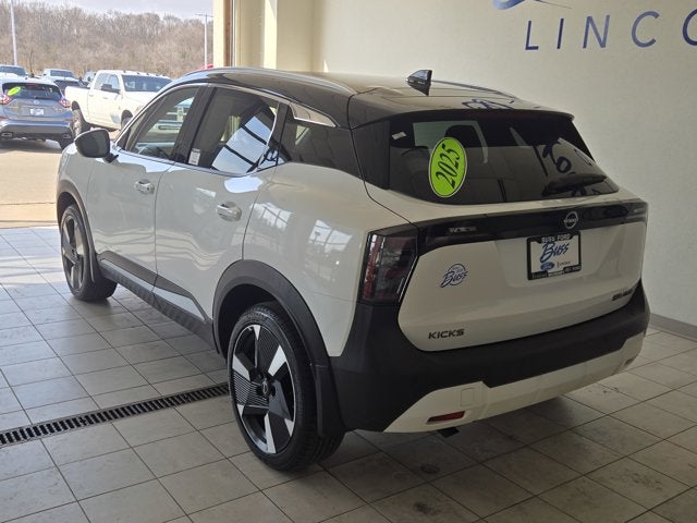 2025 Nissan Kicks SR AWD
