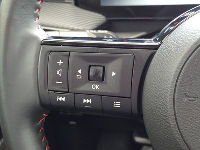 2025 Nissan Kicks SR AWD