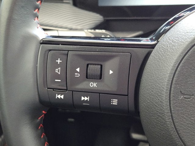 2025 Nissan Kicks SR AWD