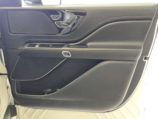 2023 Lincoln Aviator Standard AWD