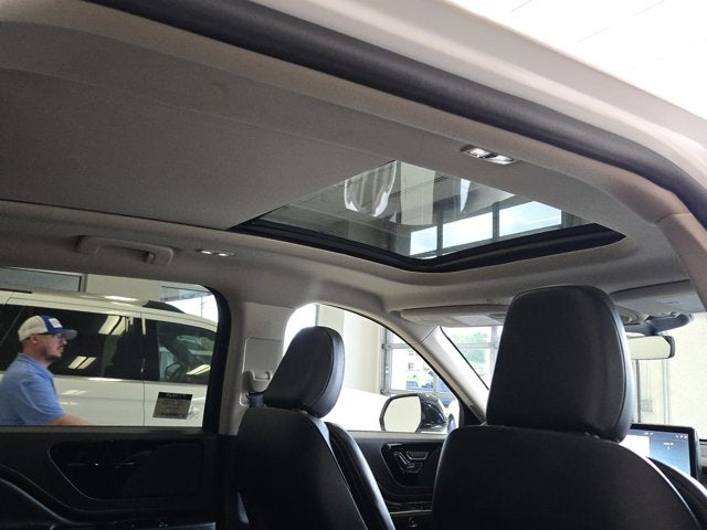2023 Lincoln Aviator Standard AWD