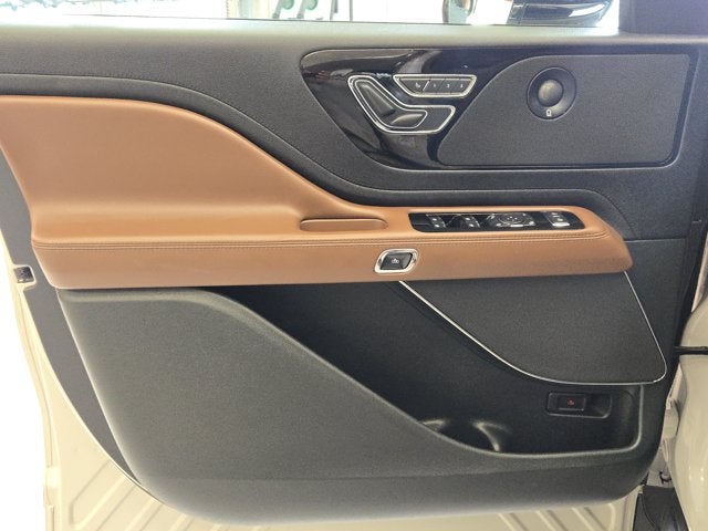 2022 Lincoln Aviator Reserve AWD
