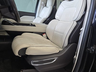 2020 Lincoln Navigator Black Label