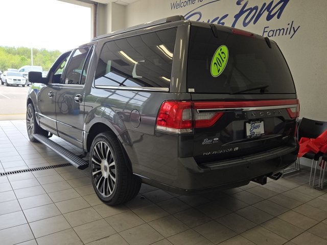 2015 Lincoln Navigator L Base