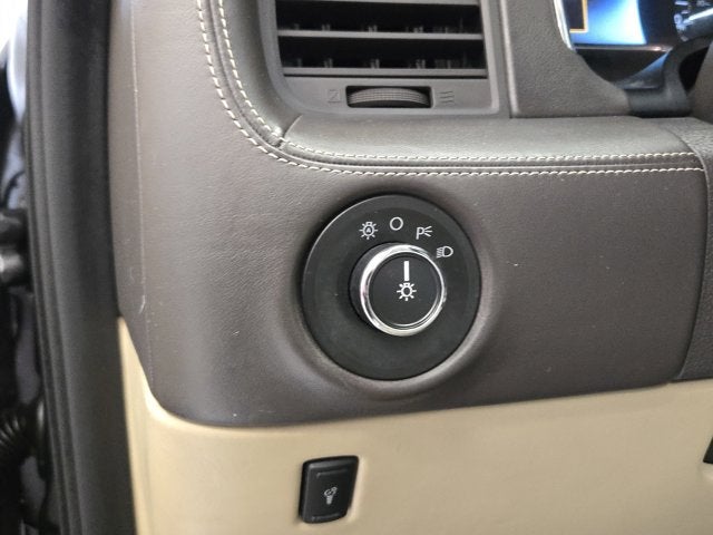 2015 Lincoln Navigator L Base