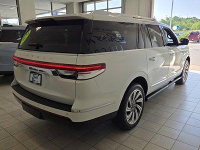 2024 Lincoln Navigator L Reserve