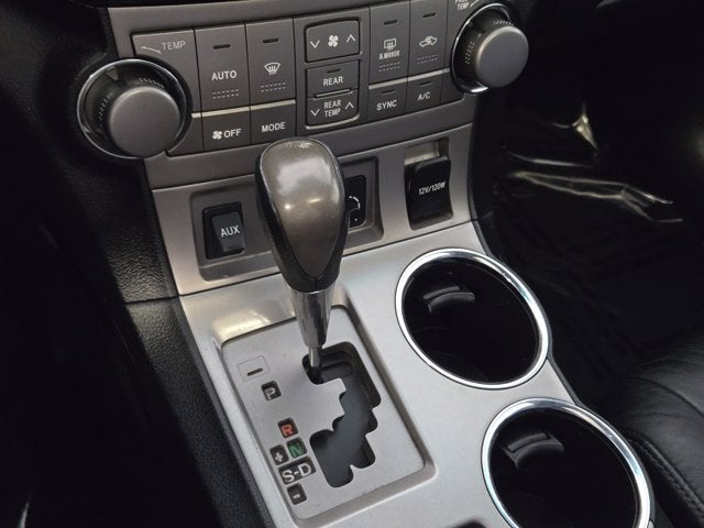 2010 Toyota Highlander SE