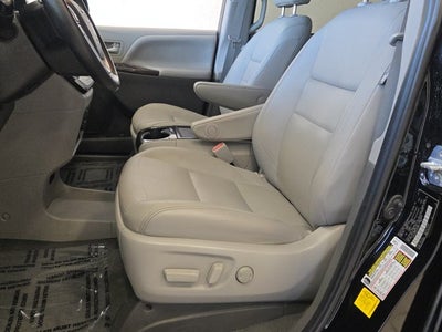2020 Toyota Sienna XLE Premium