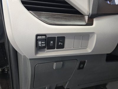 2020 Toyota Sienna XLE Premium