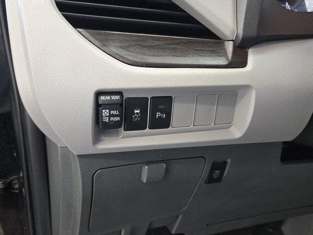 2020 Toyota Sienna XLE Premium
