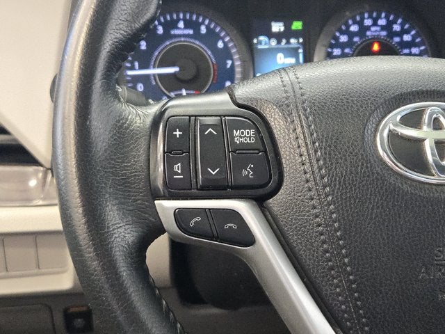 2020 Toyota Sienna XLE Premium