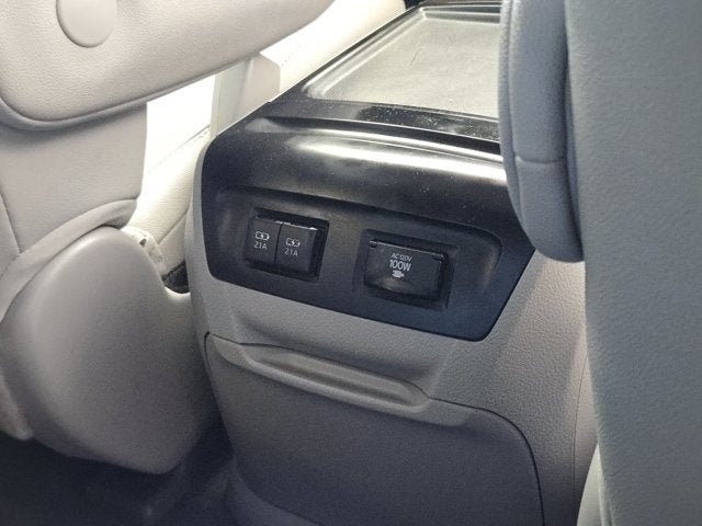 2020 Toyota Sienna XLE Premium