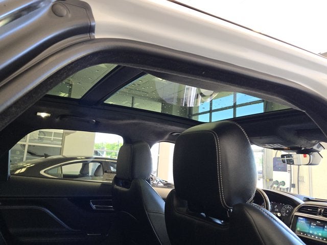 2019 Jaguar F-PACE 30t R-Sport AWD