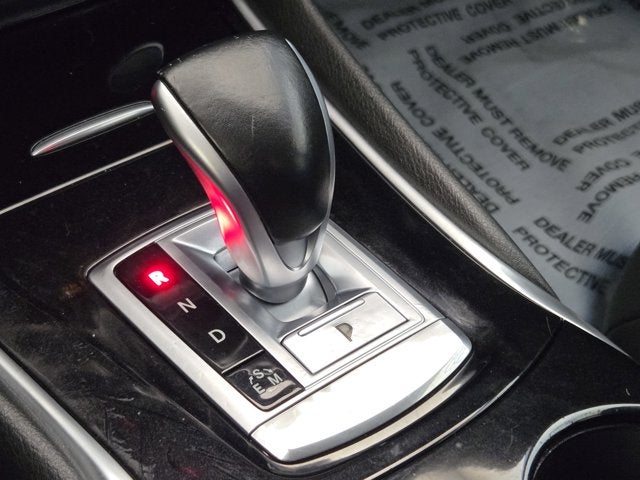 2017 INFINITI QX30 Luxury AWD