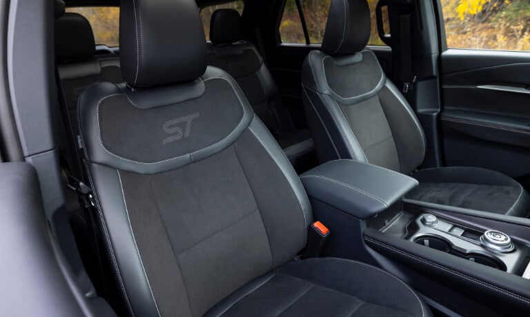 2025 Ford Explorer interior front seats